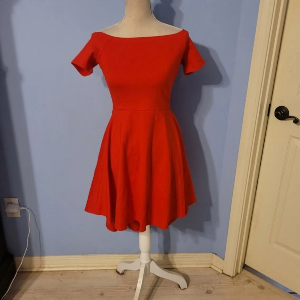 Sarin Mathews Small Womens Dress